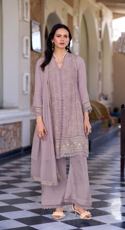 Shree R 1654 Ready Made Pakistani Salwar Suit wholesale market in Surat