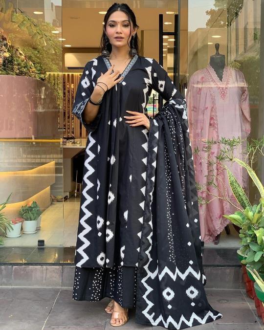 Kapda Wholesale Dhruvi 264 Rayon Fancy Kurti Bottom With Dupatta Branded Kurti manufacturers in Surat