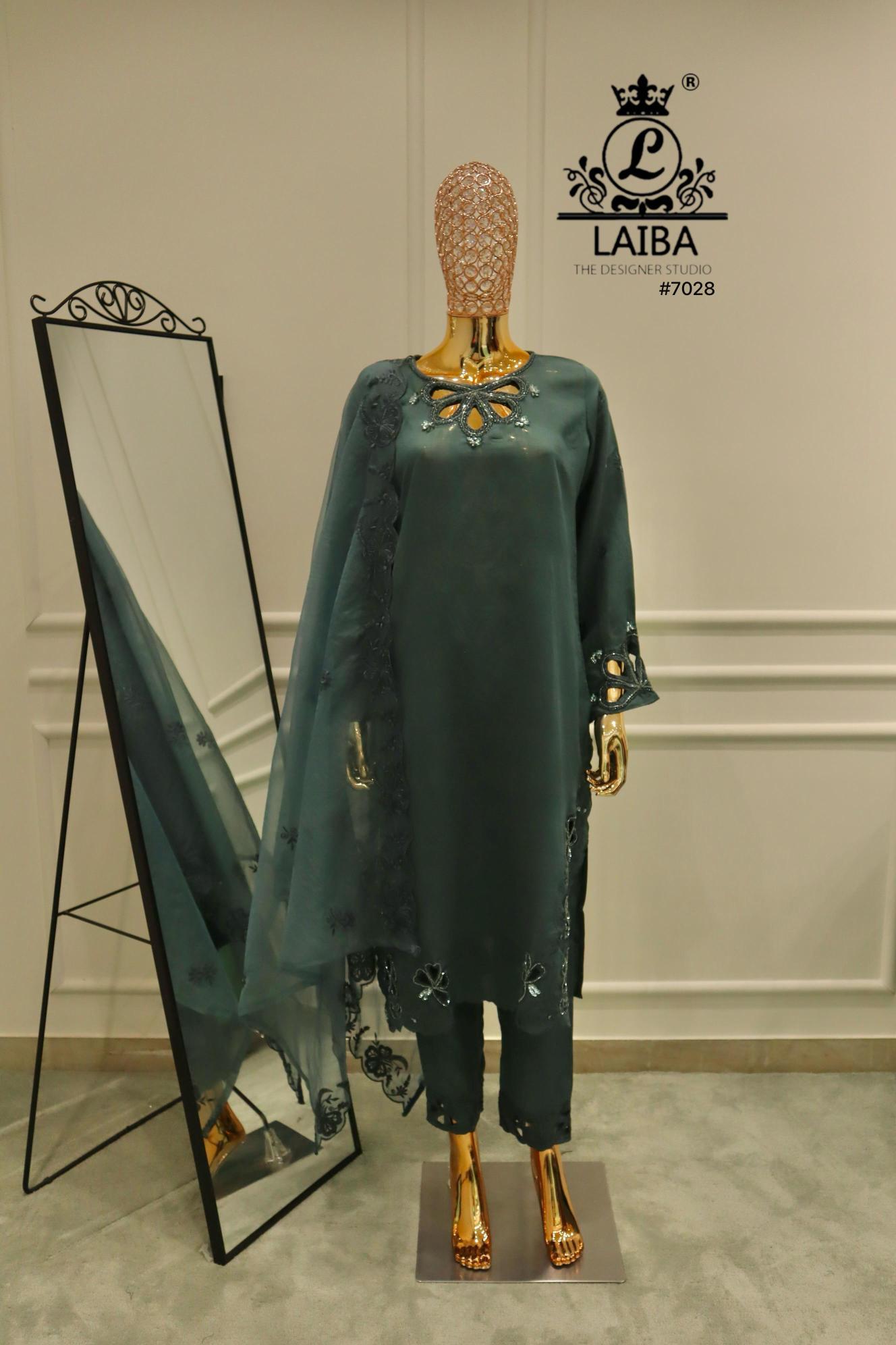 Laiba Am 7028 Viscose Slub Pakistani Ready Made Suits Collection in India