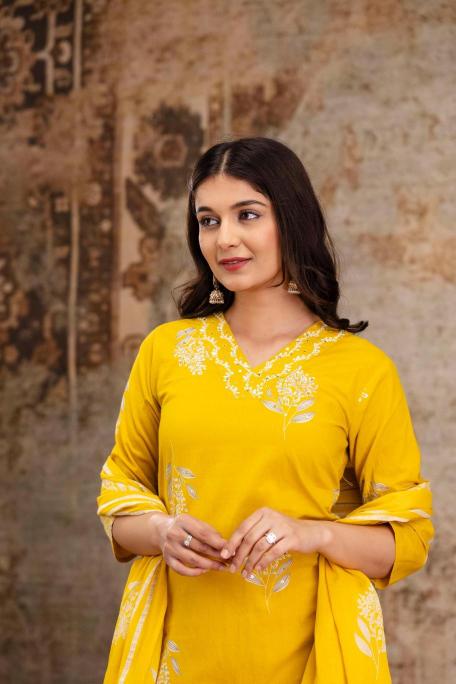 Premium quality cotton Kurtis manufacturers in Mumbai