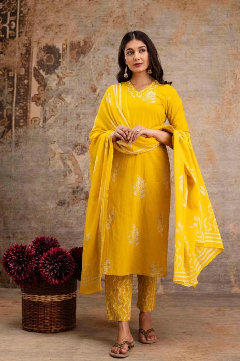 Premium quality cotton Kurtis manufacturers in Mumbai
