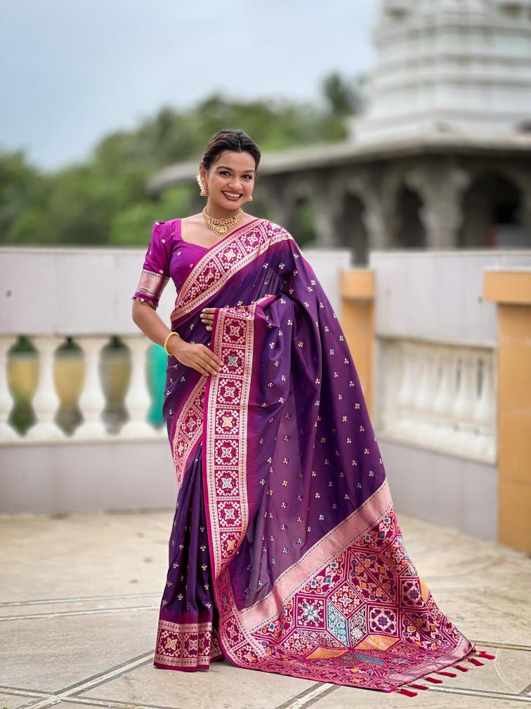 Anupama banarasi-14 Wholesale saree market in Jaipur