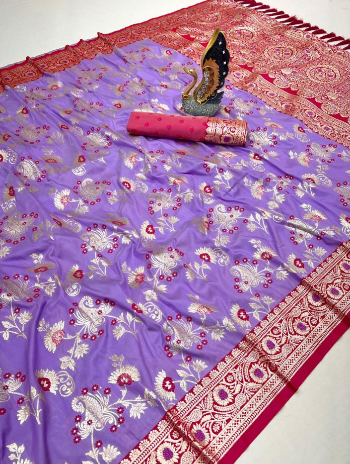 Anupama radhika Wholesale saree market in Ahmedabad