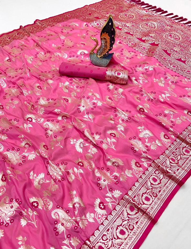 Anupama radhika Wholesale saree market in Ahmedabad