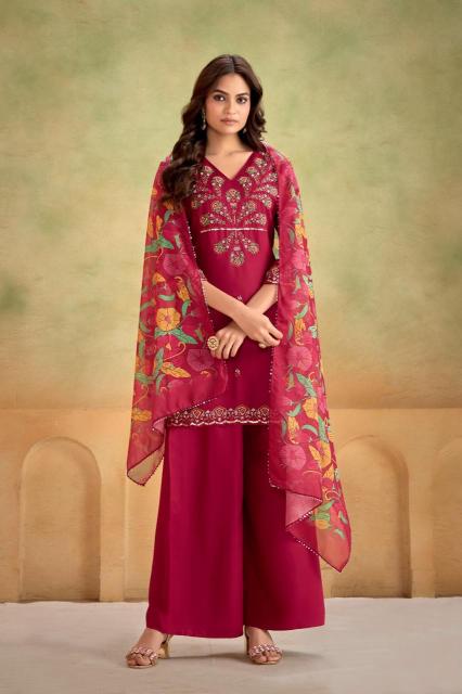 Bitto heavy gaji silks Wholesale kurtis in Surat