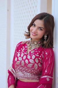 Sn 2338 Designer Embroidered Bulk lehenga choli suppliers in Mumbai