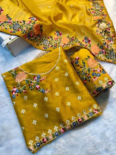 Vt 752 T Crunchy Silk Saree market in Hyderabad