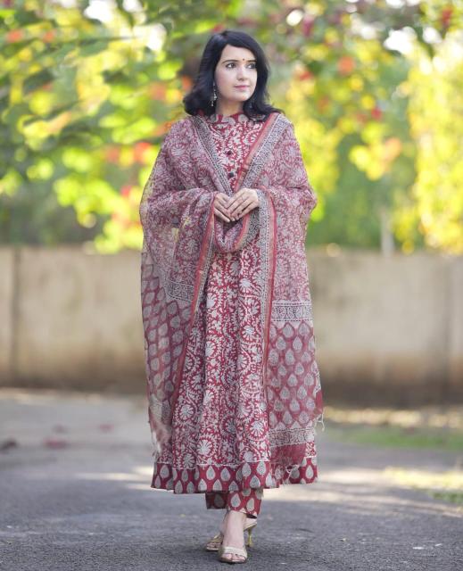 Dhruvi 313 Viscose Wholesale Kurti manufacturer in surat