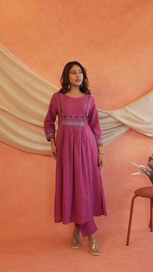 Naisha K 263 Kurti suppliers for online stores
