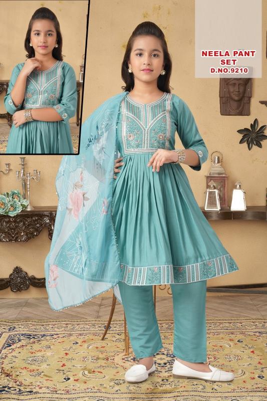 Neela Pant Set 9210 Wholesale kurtis for women