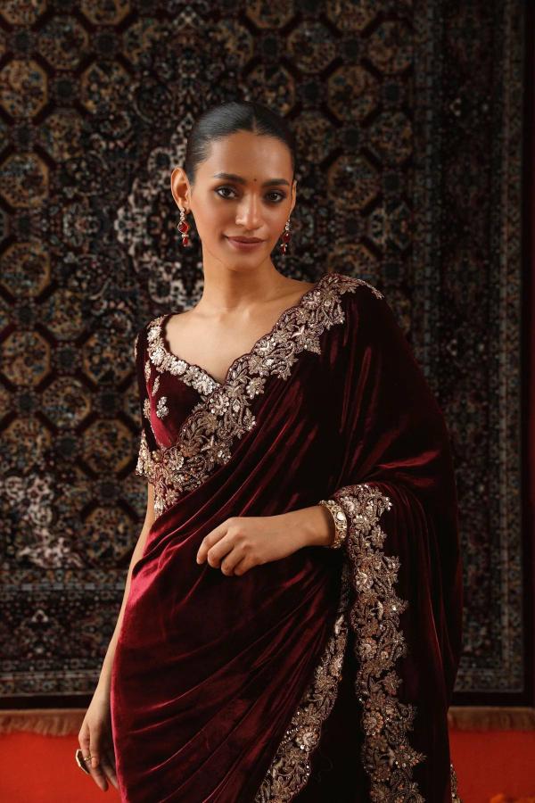 Bt 3143 Velvet Wholesale saree suppliers in Gujarat