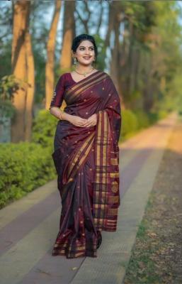 Anupama narayan peth Saree manufacturers in India