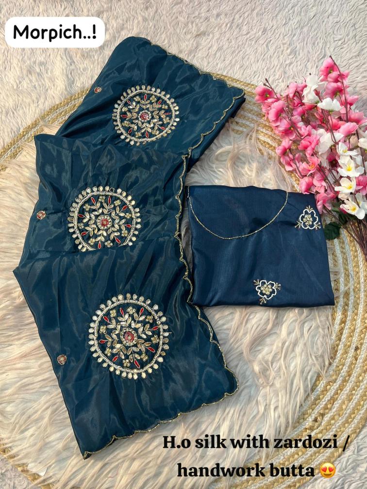 Vinayak party wear Saree supplier in Mumbai wholesale market