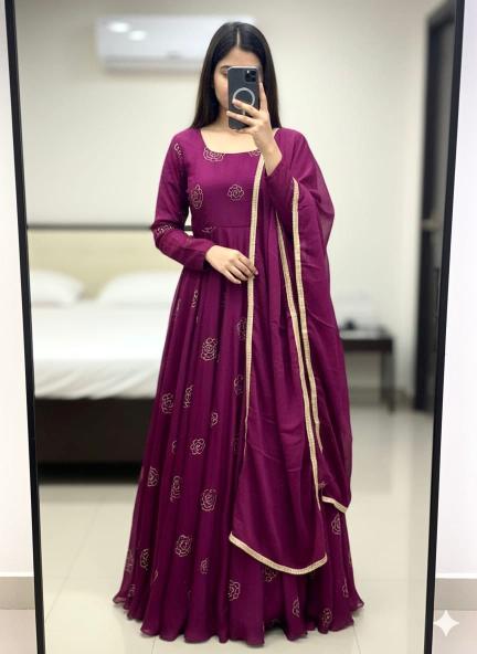 Ethnic Gown Set Satin Gown manufacturers in Mumbai