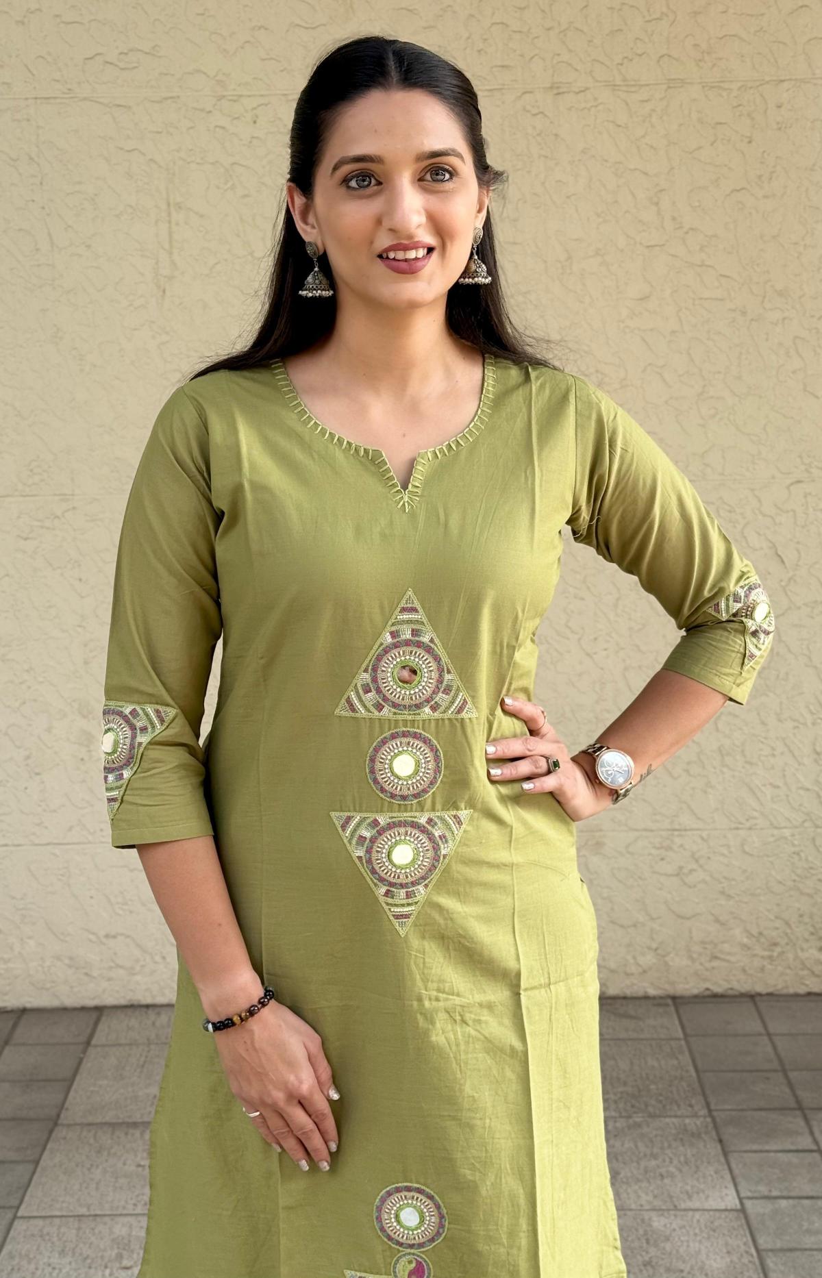 Naisha K 574 Ladies Kurti supplier in India