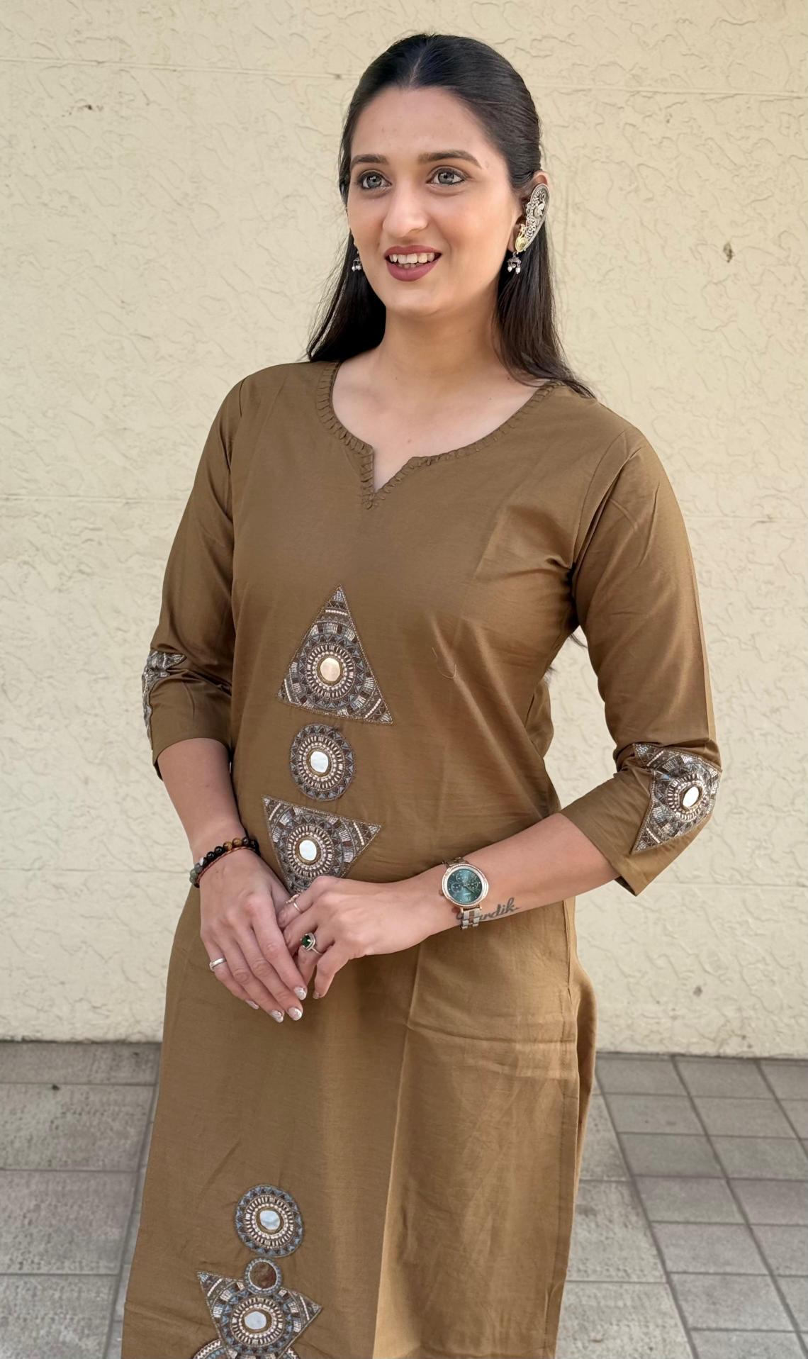 Naisha K 574 Ladies Kurti supplier in India