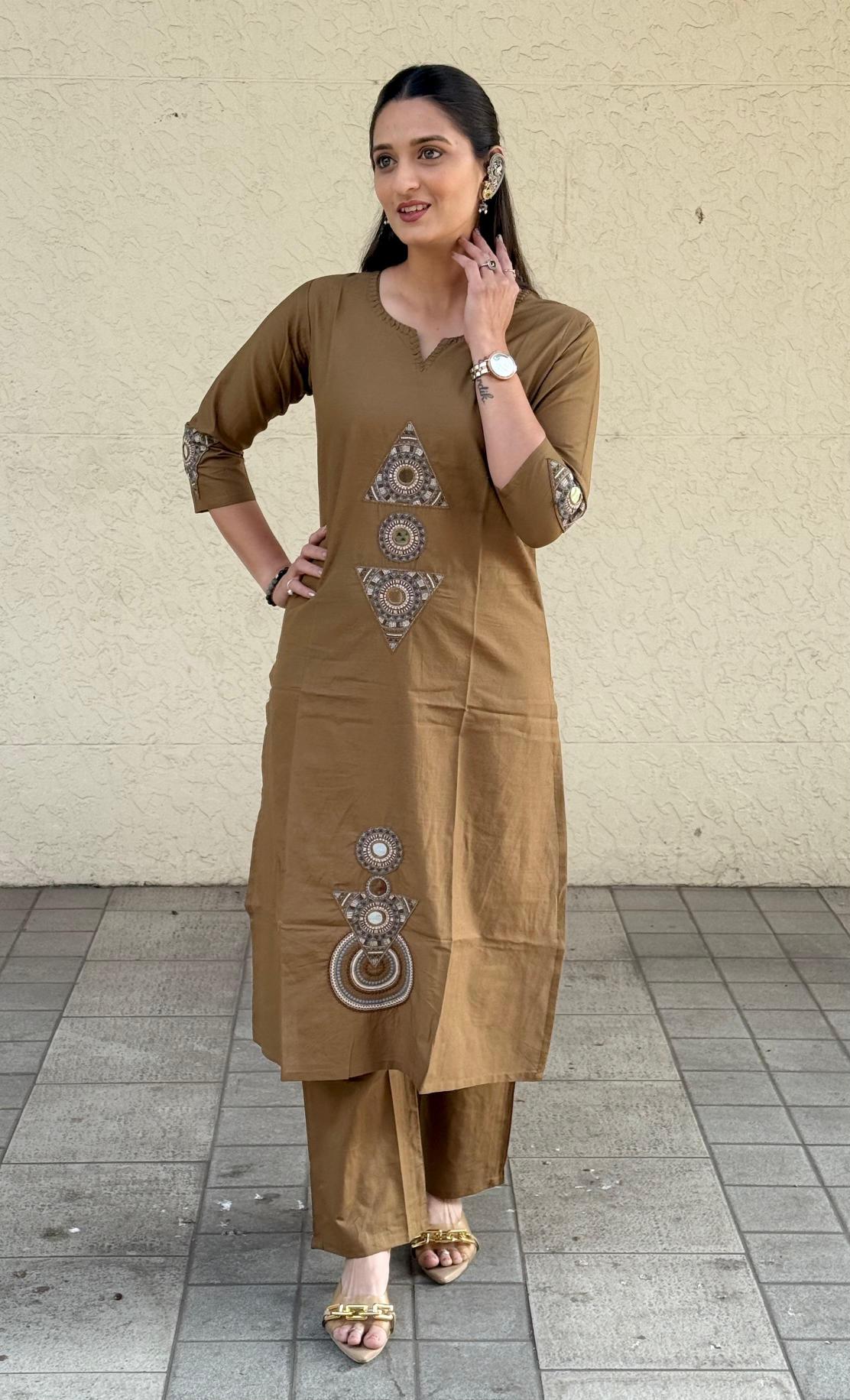 Naisha K 574 Ladies Kurti supplier in India