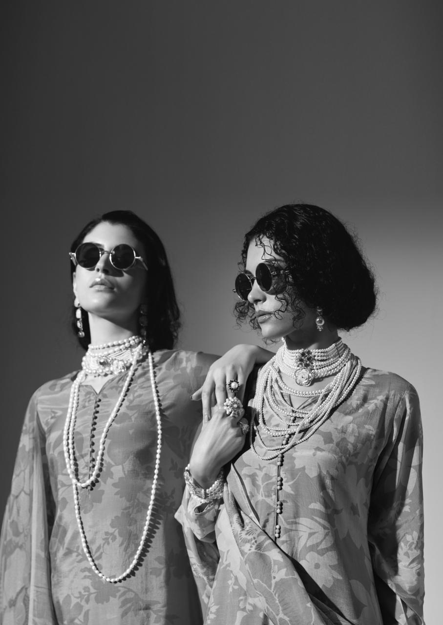 Sadhana Nimri Salwar kameez suppliers in Ahmedabad