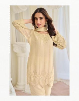 Sayuri kajal Wholesale salwar suit market in Delhi