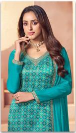 Vinay kuleesh aarvi Dress material wholesale market in Delhi