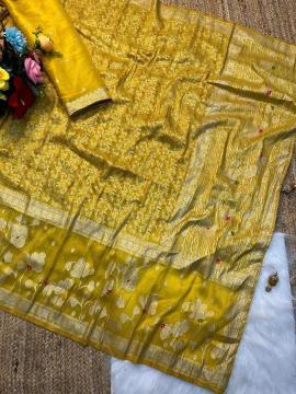 Akshara festive splendor Saree suppliers in Ahmedabad