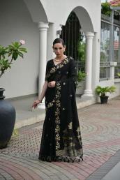 Akshara traditional Mumbai saree manufacturers