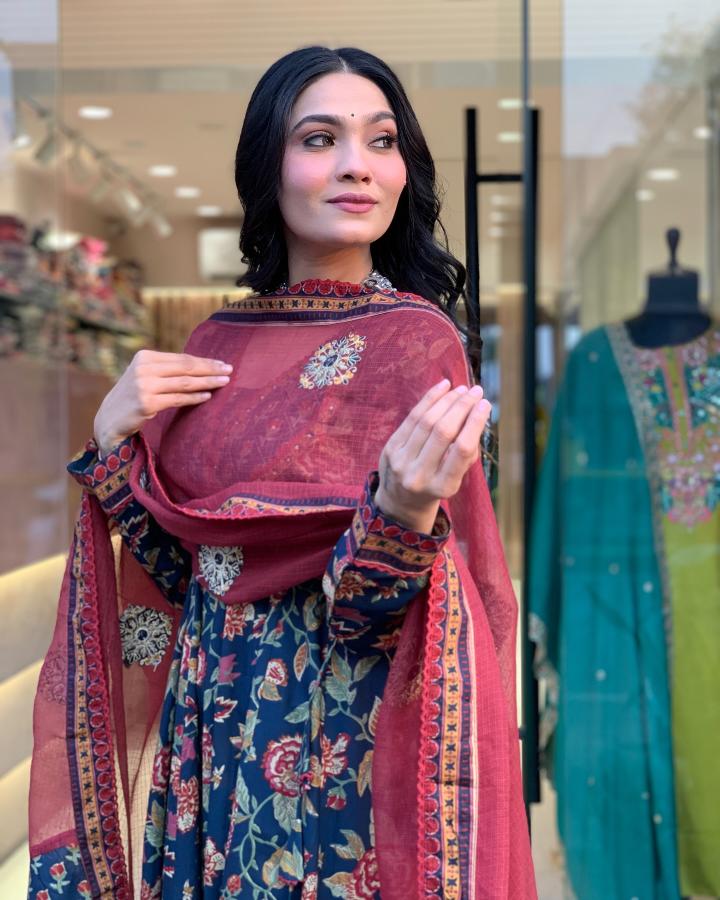 Ronika 01 Kurti manufacturers in Mumbai