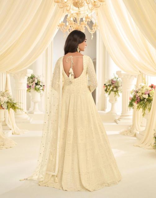 Sayuri shabina gown Ladies kurti wholesale market in Mumbai