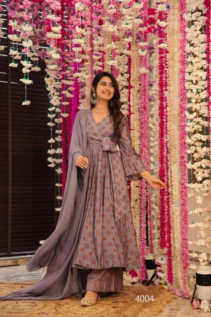 Universal vyoma vol 4 kurti manufacturers in Delhi