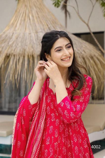 Universal vyoma vol 4 kurti manufacturers in Delhi