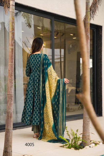 Universal vyoma vol 4 kurti manufacturers in Delhi