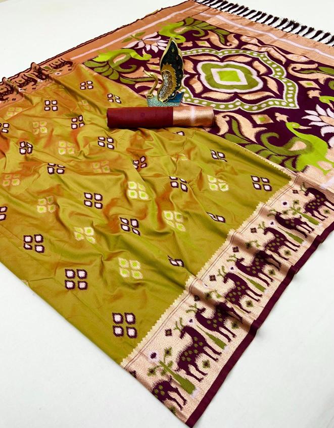 Anupama madhuri Indian saree wholesalers in Kolkata