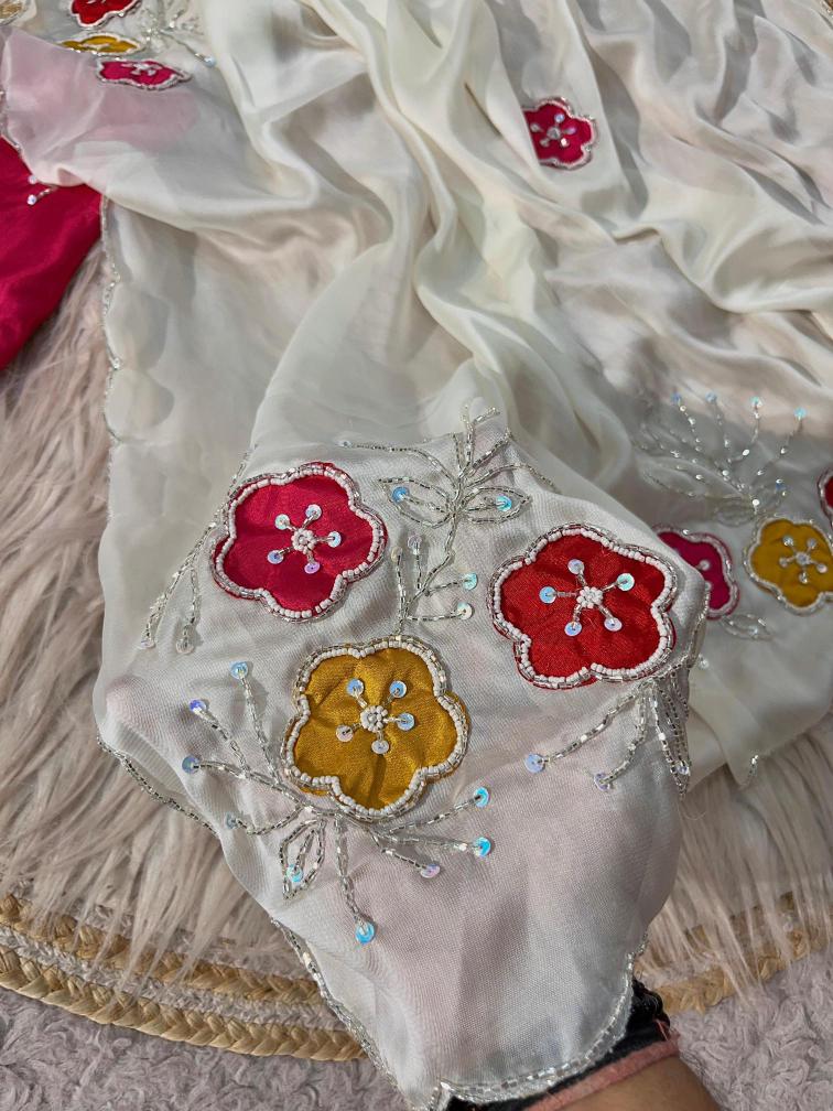 Vinayak soft silk Wholesale saree manufacturers