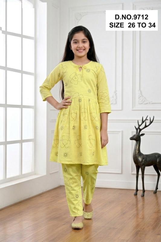 Yamika 9712 Latest kurti designs in Delhi