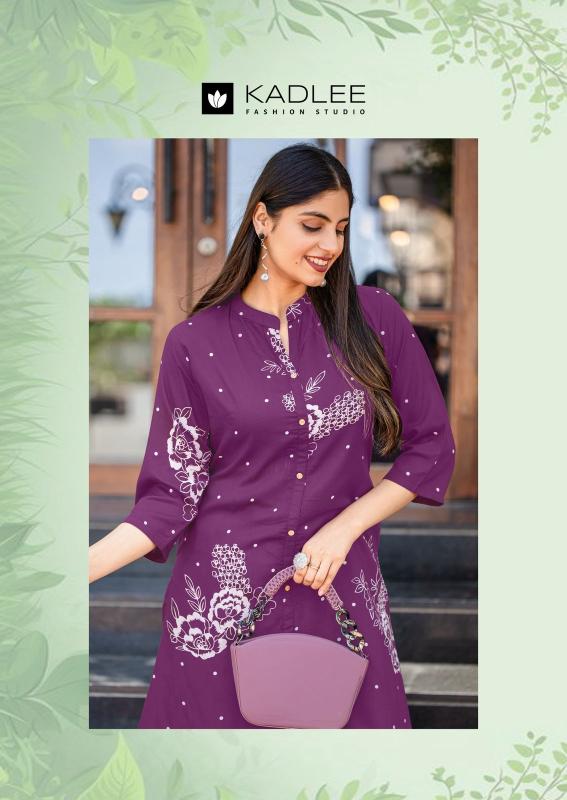 Kadlee Karnaee Kurti wholesalers in Ahmedabad
