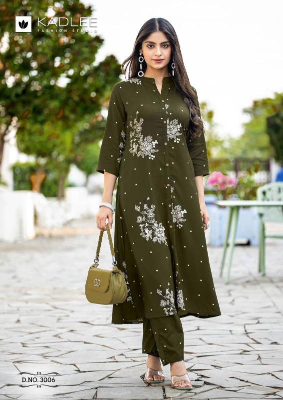 Kadlee Karnaee Kurti wholesalers in Ahmedabad