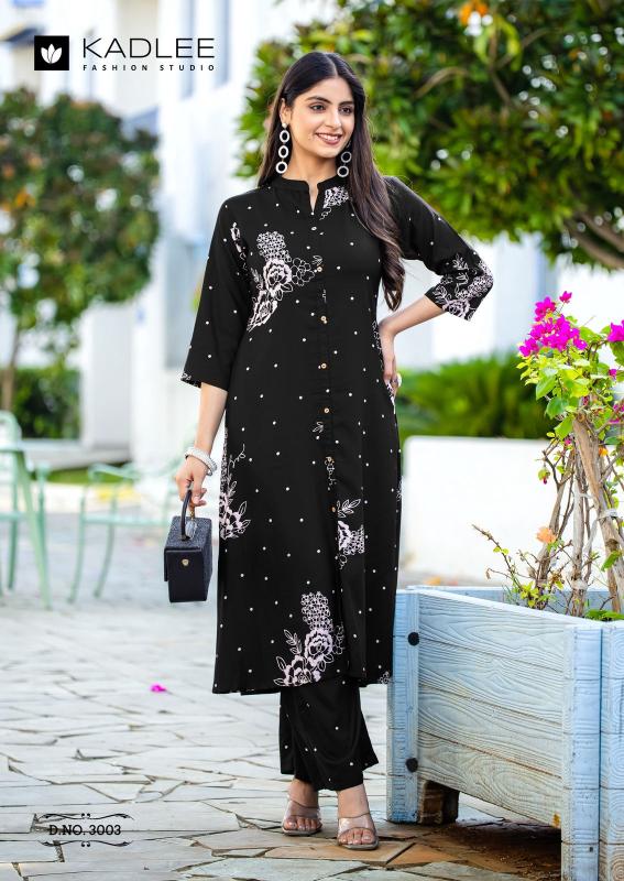 Kadlee Karnaee Kurti wholesalers in Ahmedabad