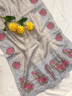 Vastrangan pranjal Wholesale saree dealers in Surat