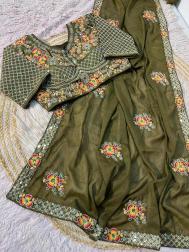 Vinayak stiched Saree wholesale dealers in Pune