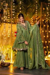 Vouch 1011 salwar suits market in Ahmedabad