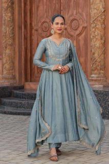 Krunique anarkali Kurti wholesale market in Gujarat