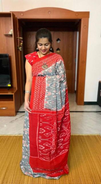 Sckr Ikkat B Saree manufacturers in Surat
