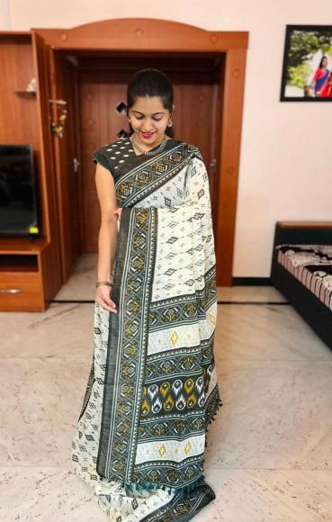Sckr Ikkat B Saree manufacturers in Surat
