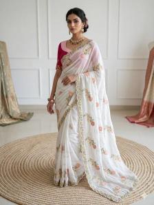 Vastrangan Indian saree wholesalers in Pune
