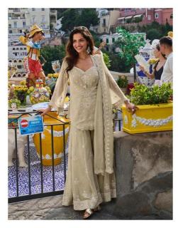 Sayuri zariya Traditional salwar kameez