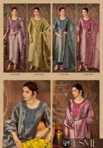 Fourdots Wholesale clothing market in Gujarat