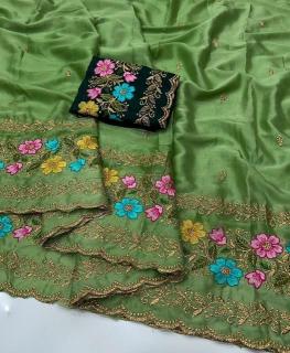 Svara vt~008  Cheap sarees for resale