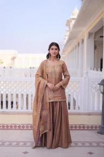 Krunique wholesale market in pune for clothes near me