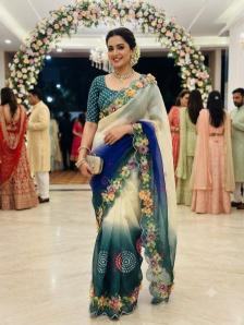 Vinayak digital floral  	 wholesale saree market in ahmedabad